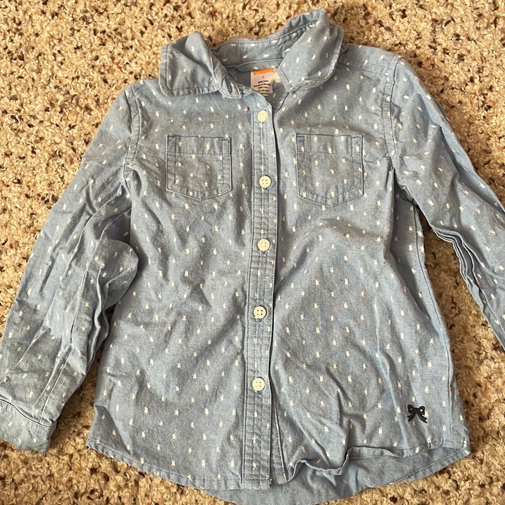 Long sleeve button down shirt.